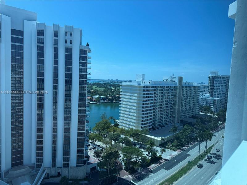 Comprar apartamento en Castle Beach Club 1606