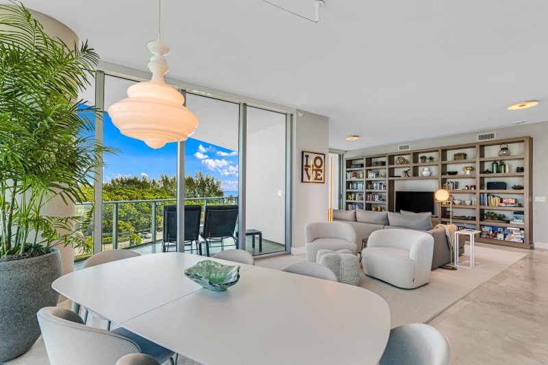 Condo for sale at Paramount Fort Lauderdale 406