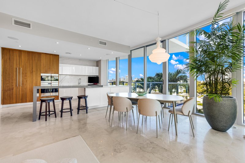 Condo for sale at Paramount Fort Lauderdale 406