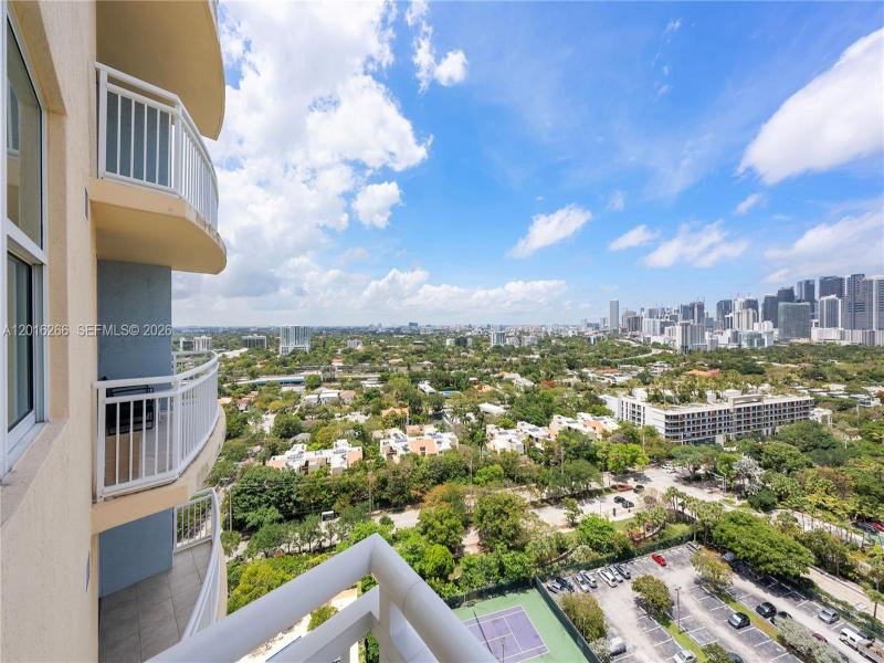 Comprar apartamento en Metropolitan at Brickell 2206
