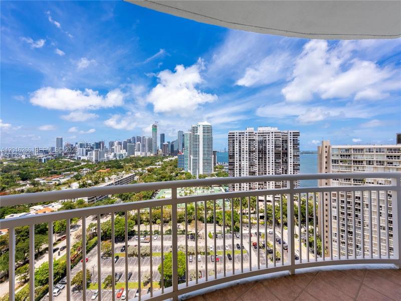 Metropolitan at Brickell Apt #2206