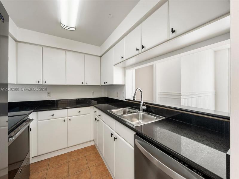 Comprar apartamento en Metropolitan at Brickell 2206