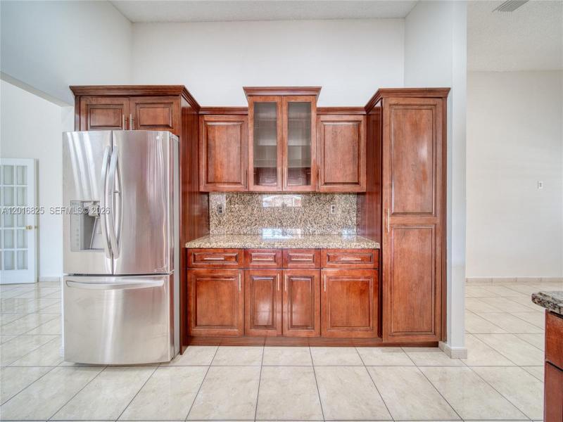 Property photo # 4