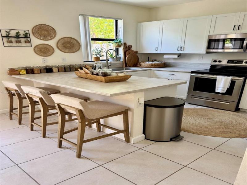Property photo # 8