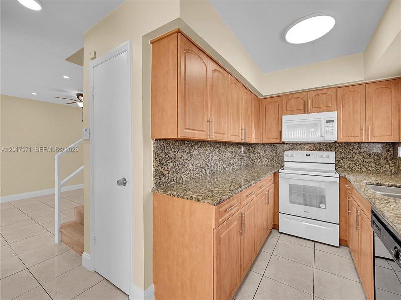 Property photo # 6