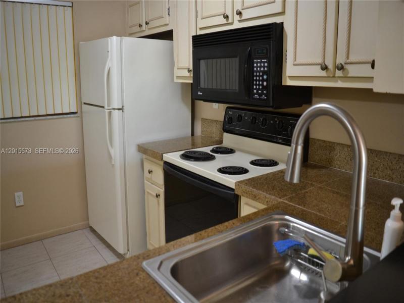 Property photo # 9