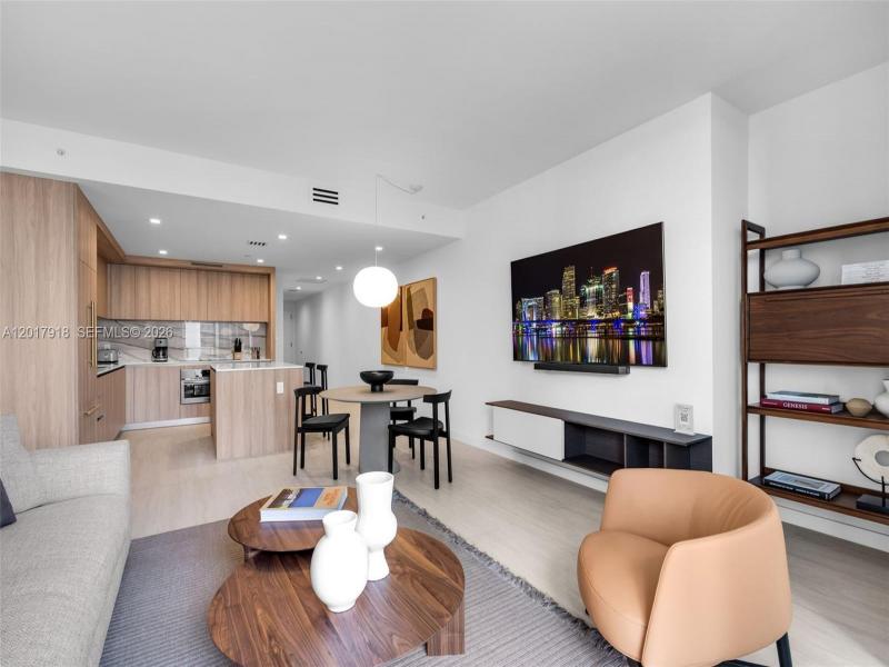 Property photo # 6