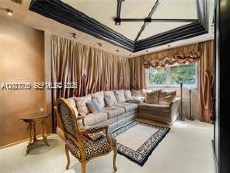 Comprar apartamento en Jockey Club 227