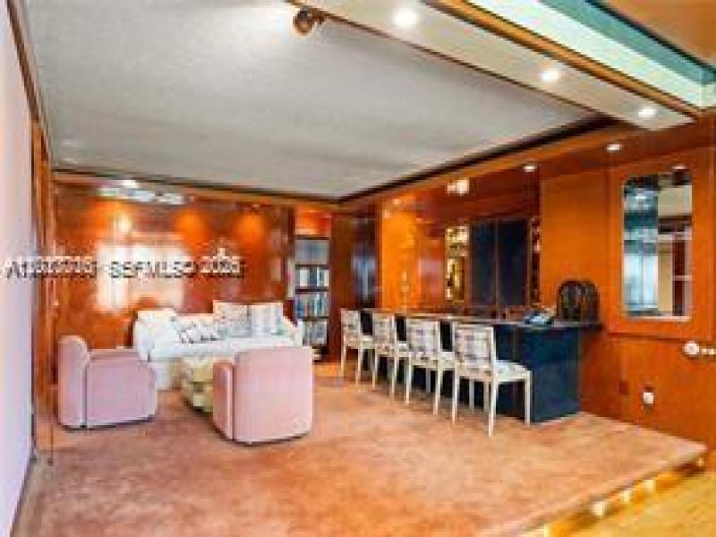 Comprar apartamento en Jockey Club 227