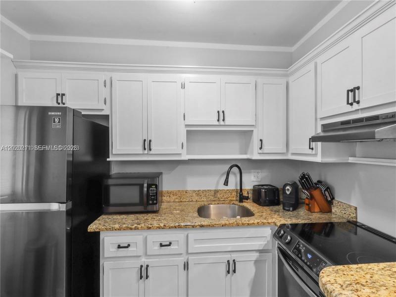Property photo # 8
