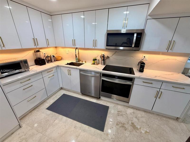 Property photo # 4