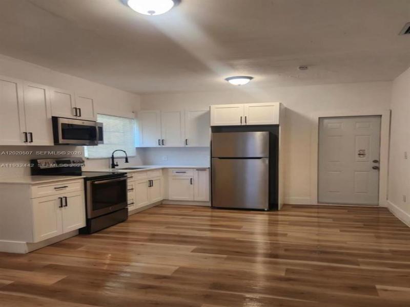 Property photo # 4