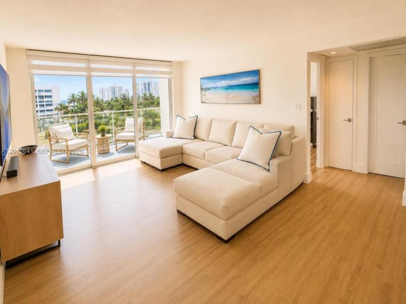Condo for sale at Parker Plaza Estates 309