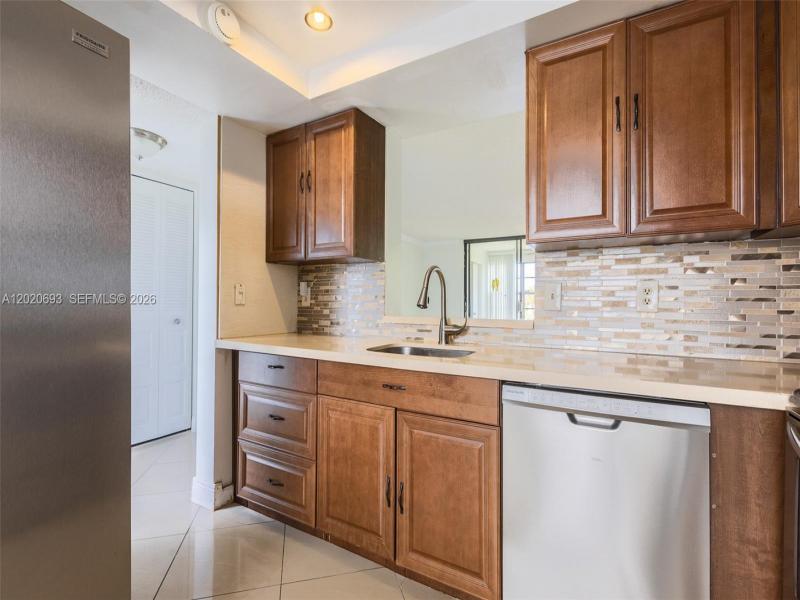 Property photo # 8