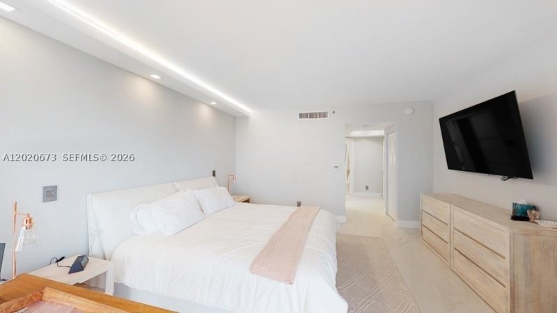 Apartment for rent at 7000 Williams Island 1808