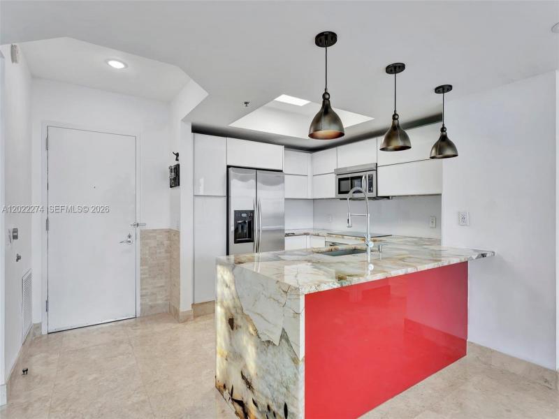 Property photo # 6