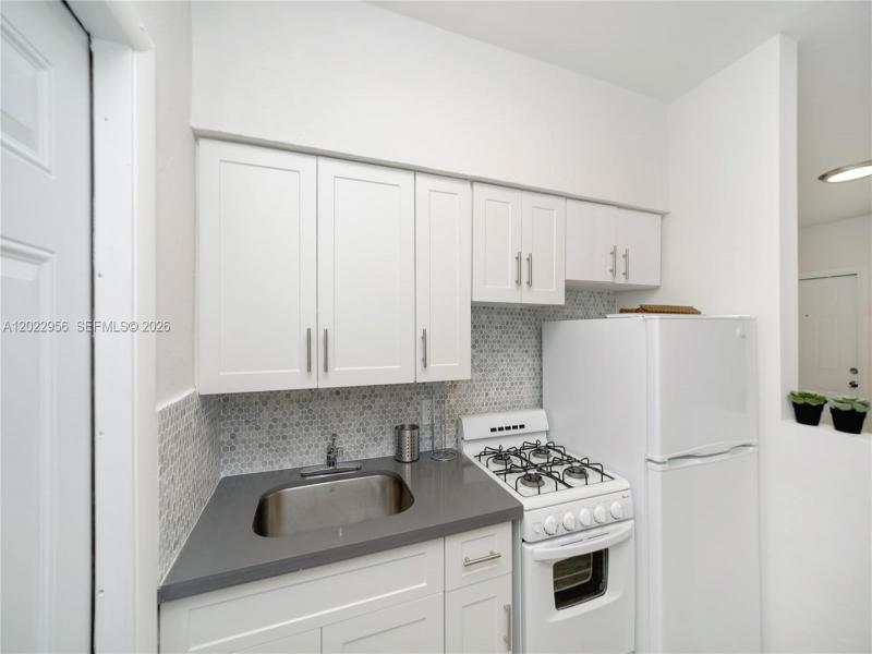 Property photo # 4