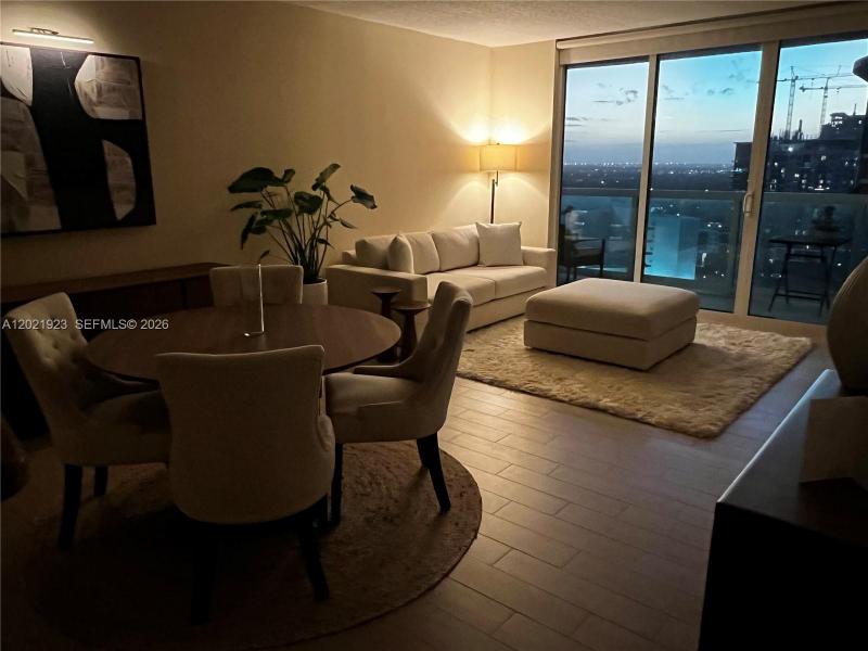Condo for sale at Watergarden 2206