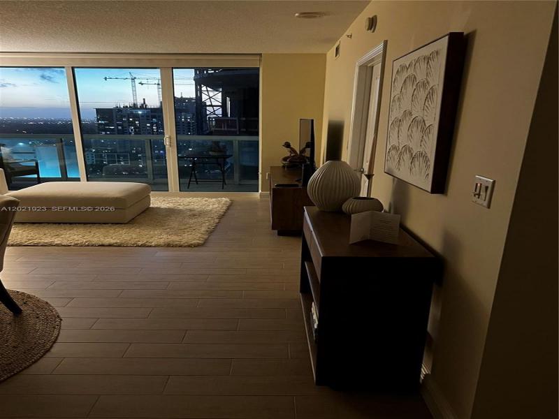 Condo for sale at Watergarden 2206