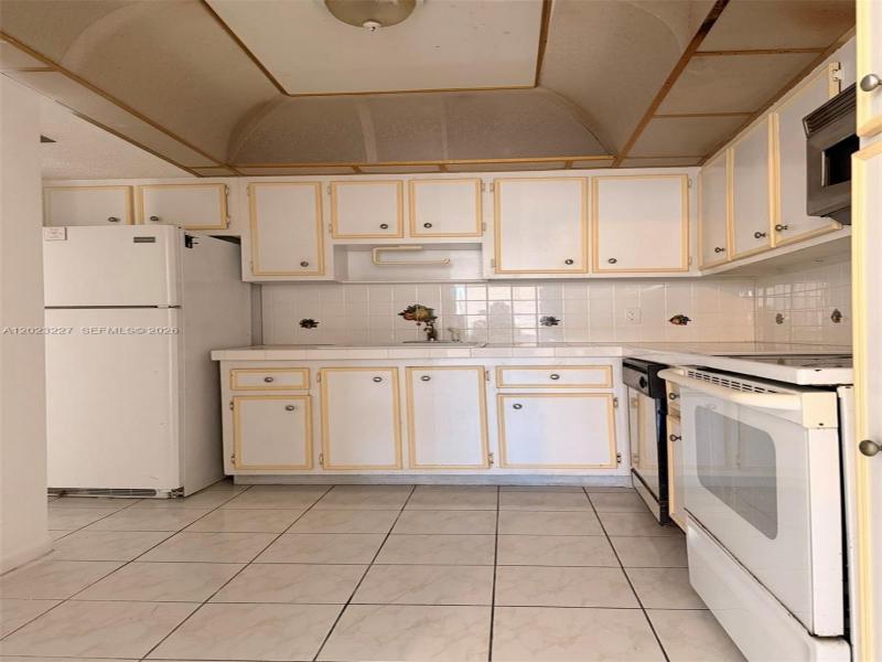 Property photo # 2
