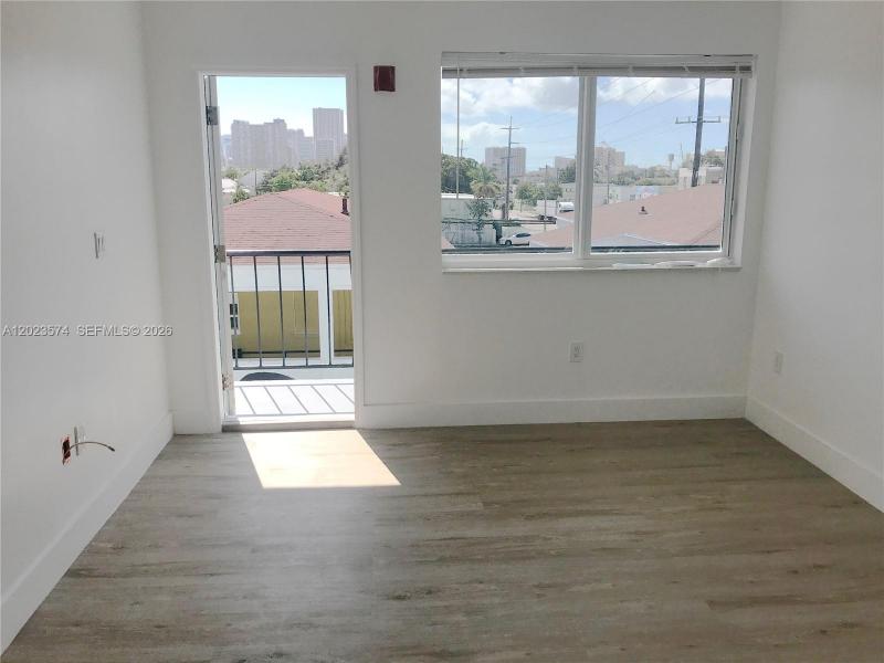 Property photo # 8