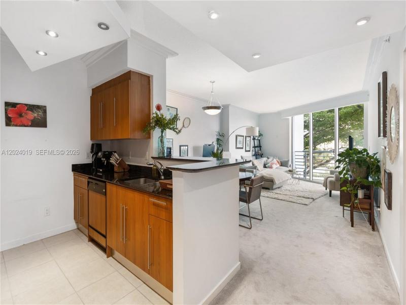 Property photo # 4