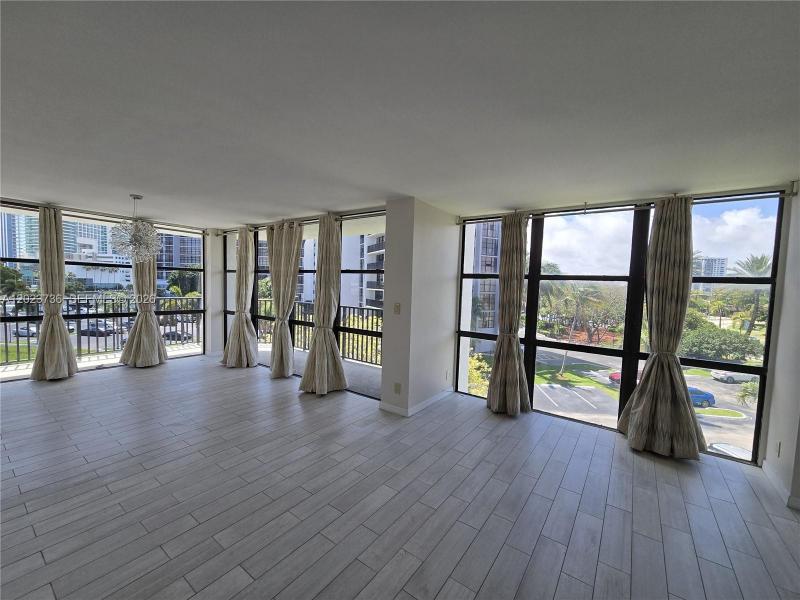Condo for sale at Oceanview Park 430