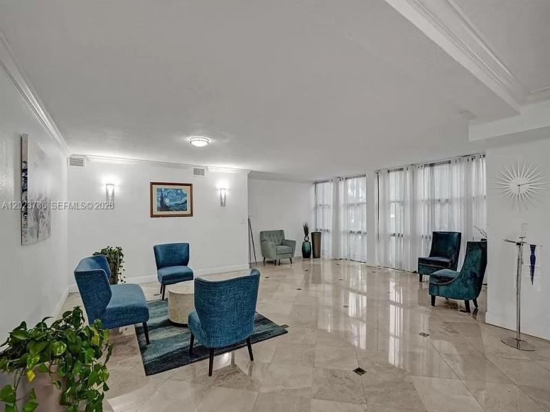 Condo for sale at Oceanview Park 430