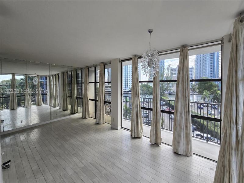Condo for sale at Oceanview Park 430