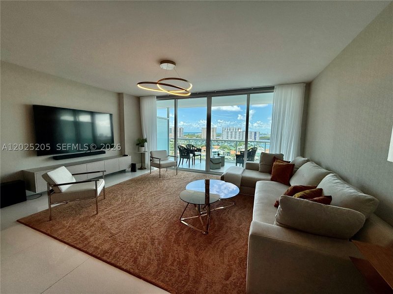 Apartment for rent at 400 Sunny Isles 1404