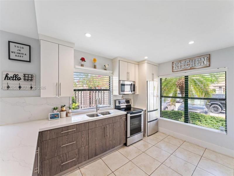 Property photo # 9