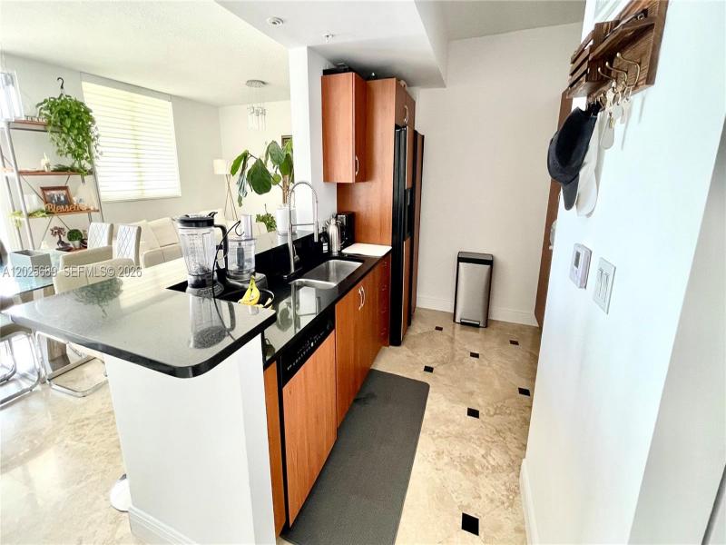 Property photo # 6