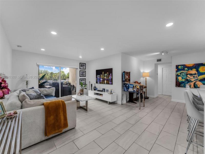 Property photo # 0