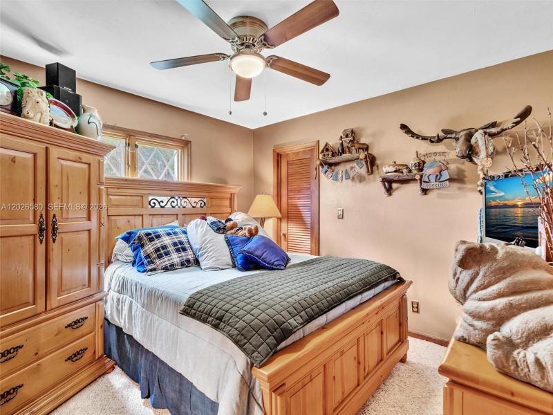 Property photo # 4