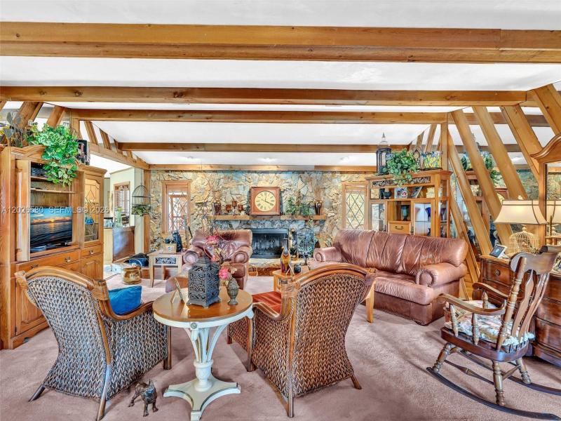 Property photo # 6
