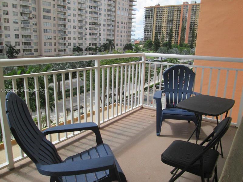 Winston Towers Apt #411