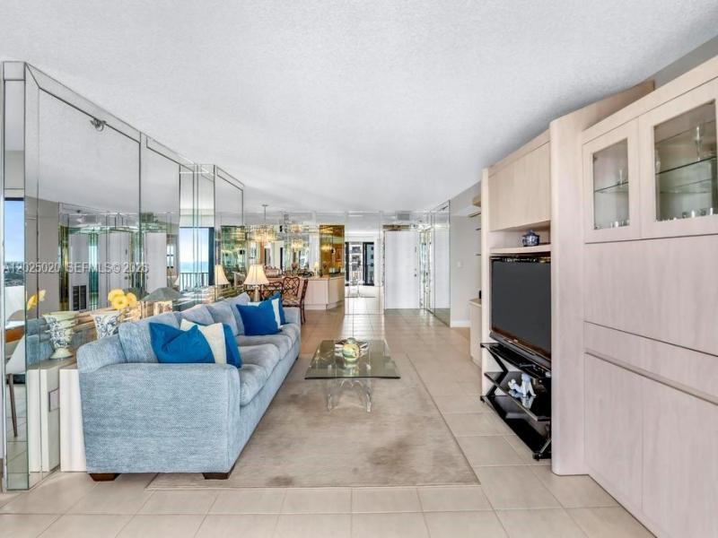 Condo for sale at The Summit 2003N