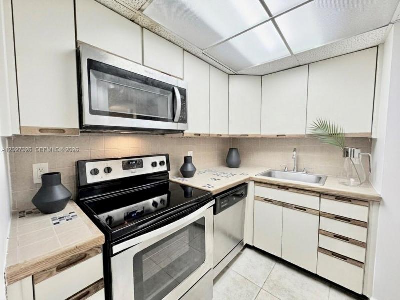 Property photo # 2