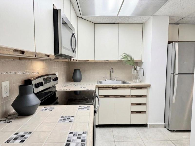 Property photo # 7