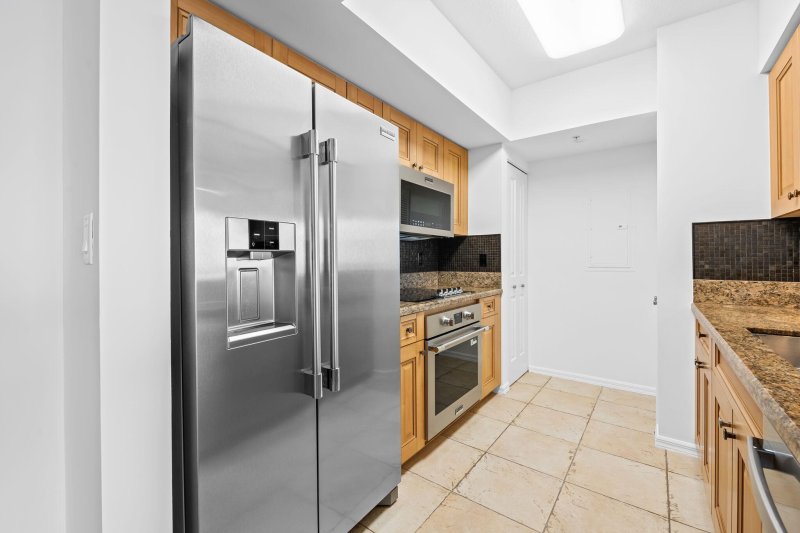 Condo for sale at Watergarden 1202
