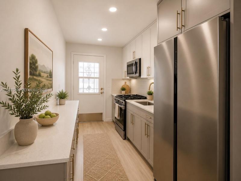 Property photo # 2