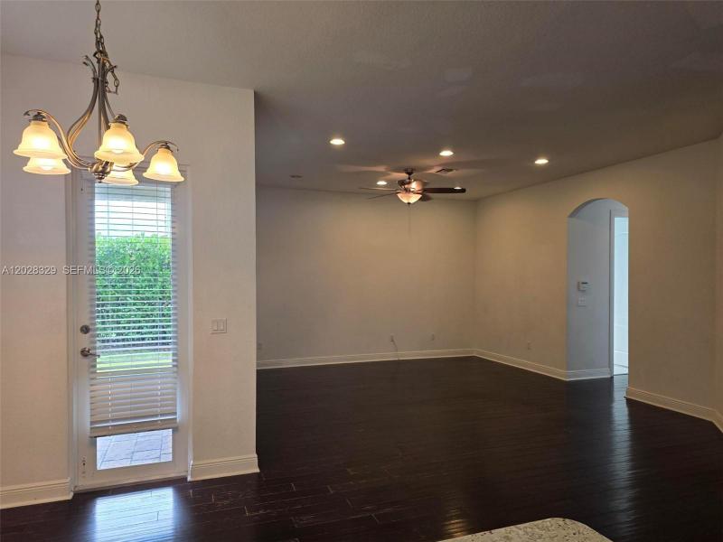 Property photo # 9