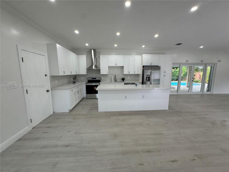 Property photo # 3