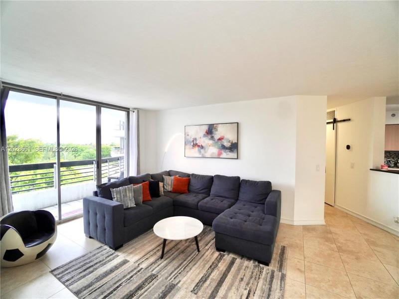 Mystic Pointe 600 Apt #606