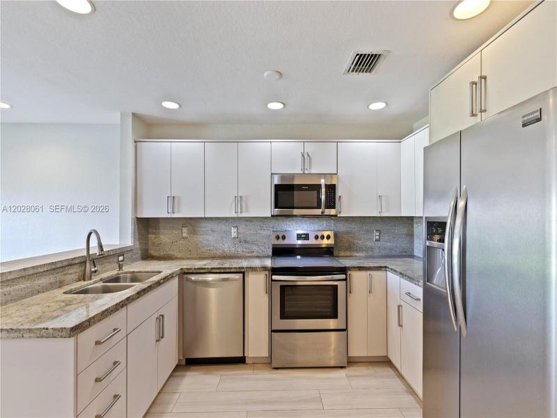 Property photo # 4