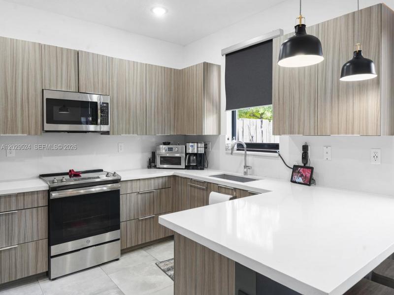 Property photo # 8