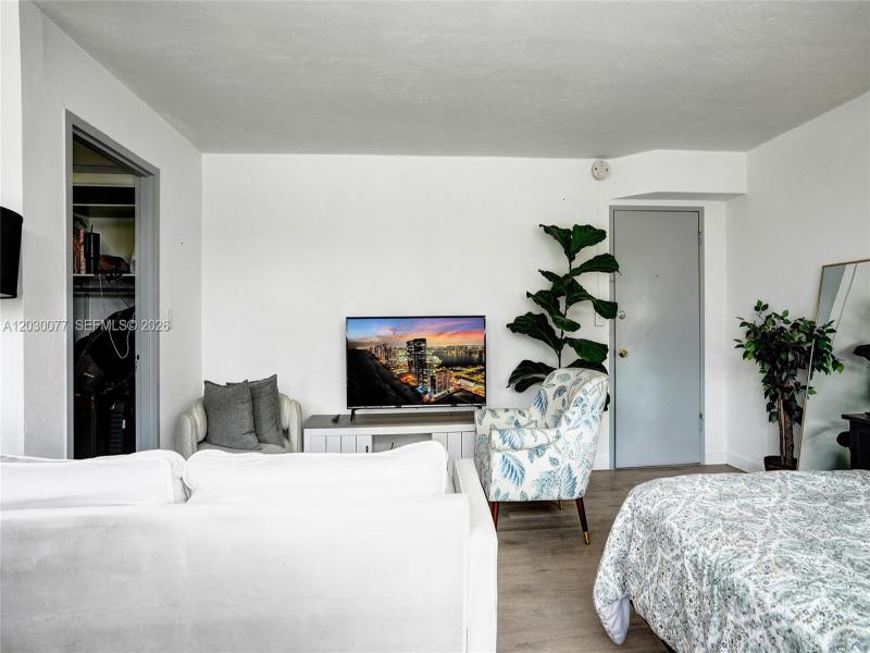 Property photo # 3