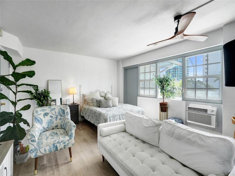 Property photo # 9