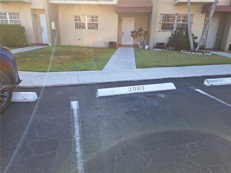 Property photo # 9