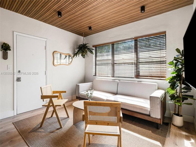 Property photo # 9